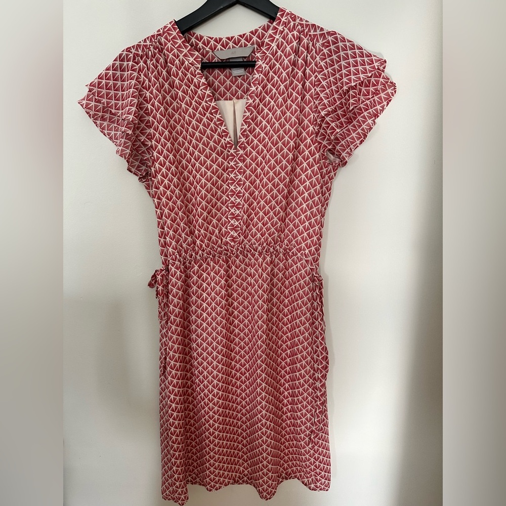 Short sleeve dress